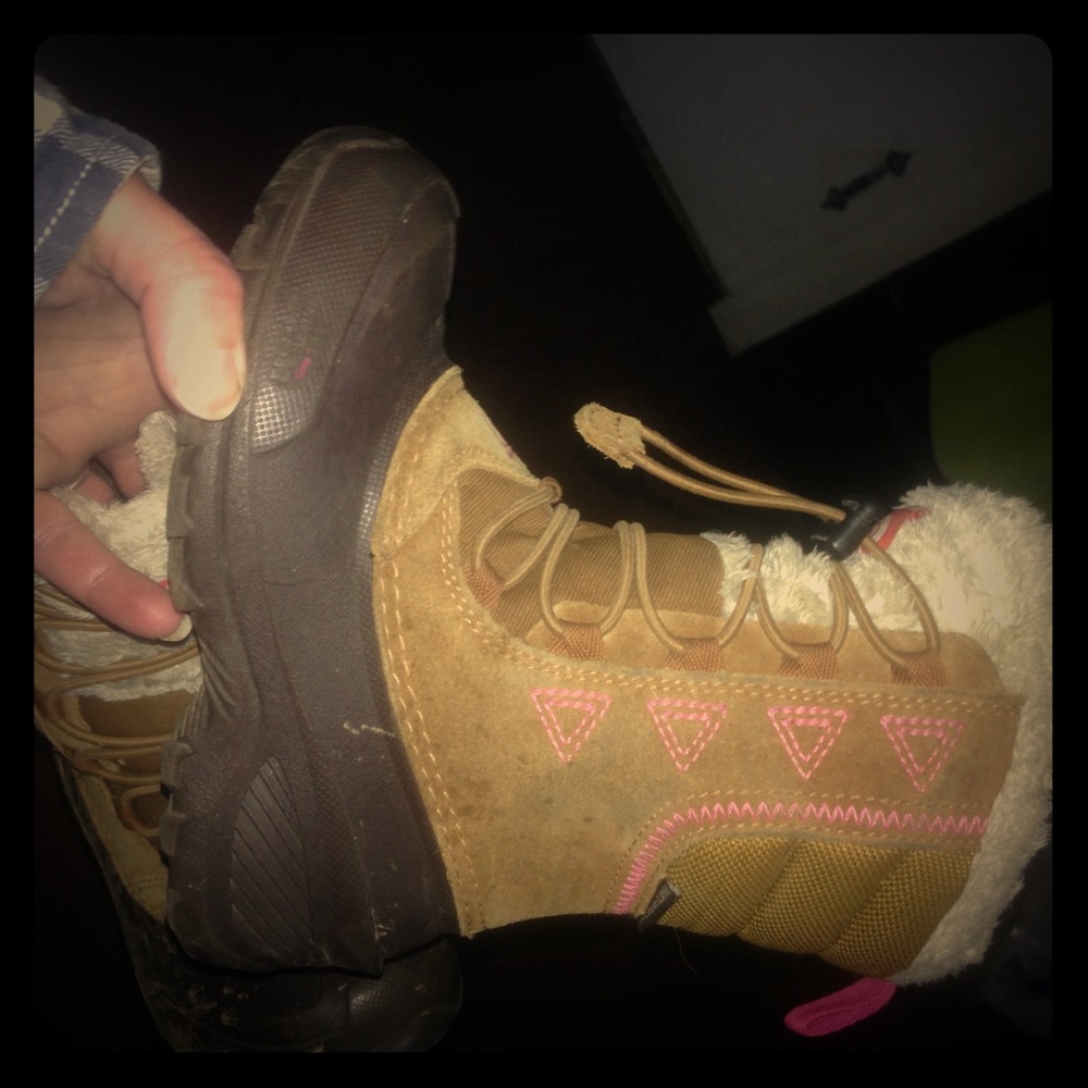 Girls northface boots